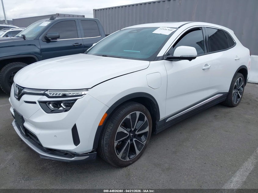 2025 VINFAST VF 8(VIN: RLLV1AFA0SH012023