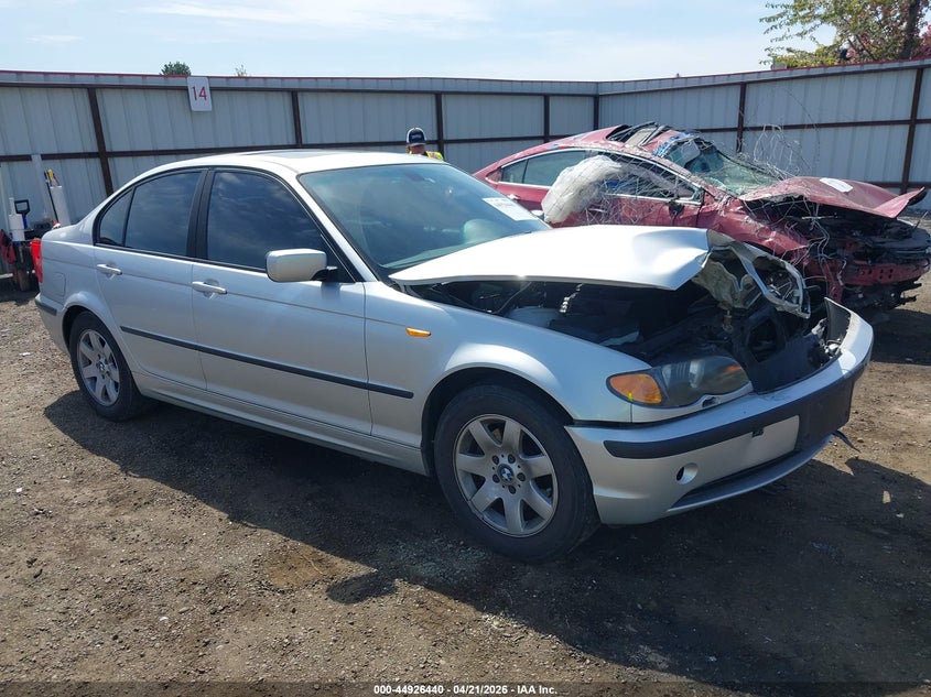 2004 BMW 325Xi