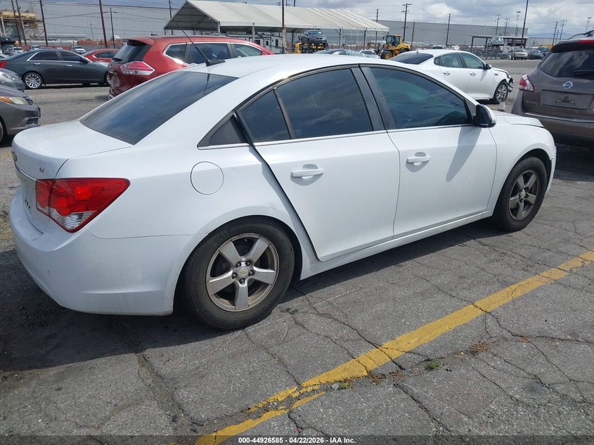 2011 CHEVROLET CRUZE auction photo 4
