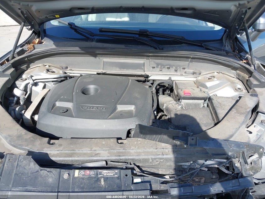 2020 Volvo Xc60 T5 Momentum VIN: YV4102RK8L1421772 Lot: 44926590