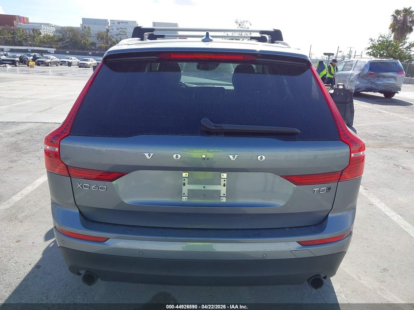 2020 Volvo Xc60 T5 Momentum VIN: YV4102RK8L1421772 Lot: 44926590