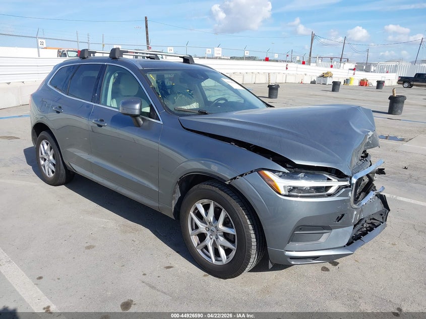 2020 VOLVO XC60 T5 MOMENTUM