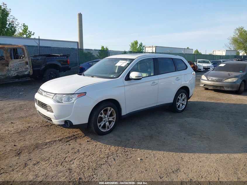 2014 Mitsubishi Outlander Se