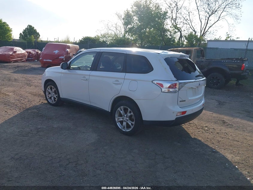 2014 Mitsubishi Outlander Se