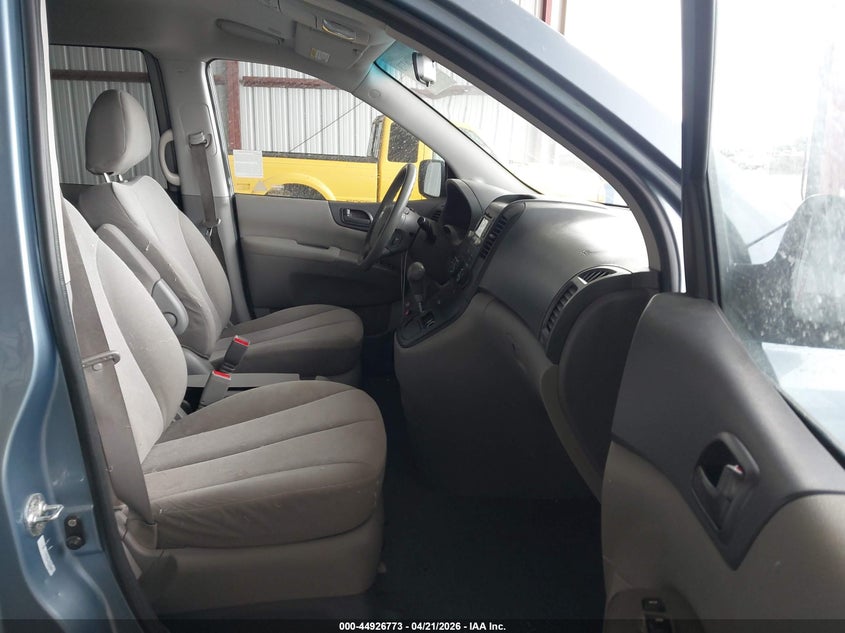 2012 Kia Sedona Lx