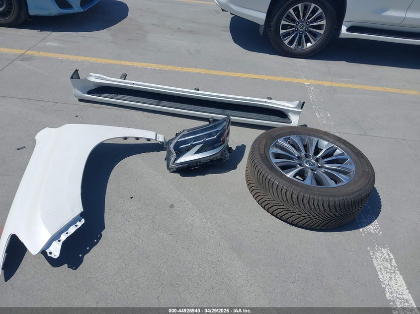 2021 Lexus Gx 460 Luxury VIN: JTJGM7BX6M5304073 Lot: 44926940