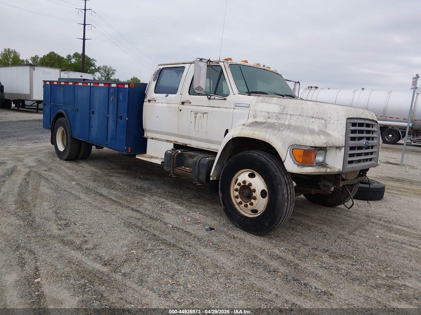1996 Ford F800