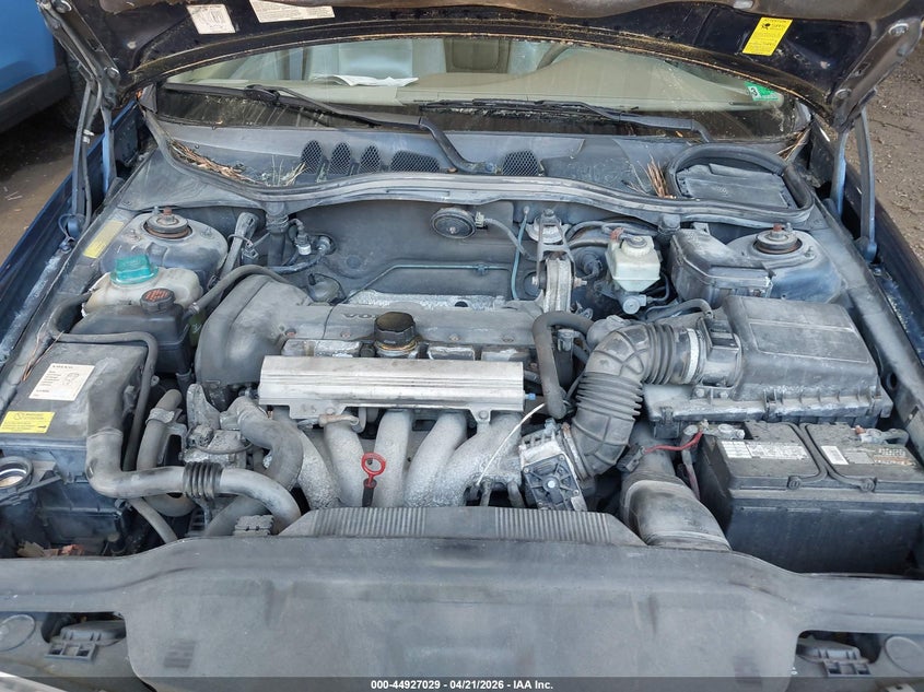 2000 Volvo V70 Se VIN: YV1LW61J7Y2675182 Lot: 44927029