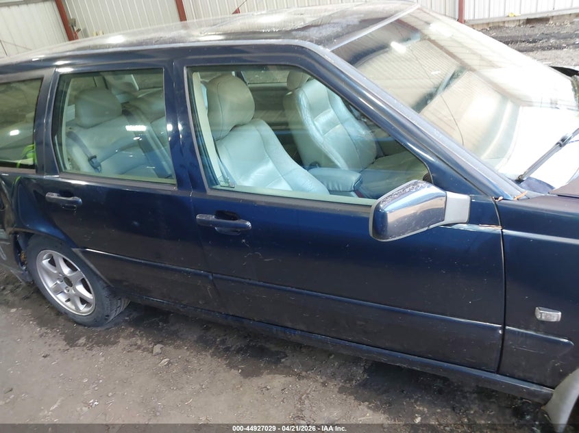 2000 Volvo V70 Se VIN: YV1LW61J7Y2675182 Lot: 44927029