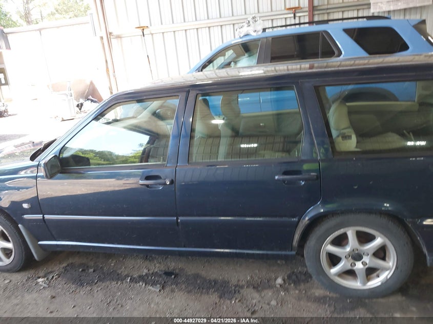 2000 Volvo V70 Se VIN: YV1LW61J7Y2675182 Lot: 44927029