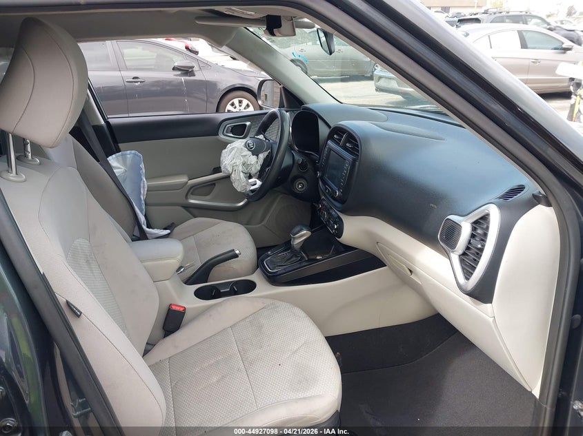 2020 KIA SOUL auction photo 5
