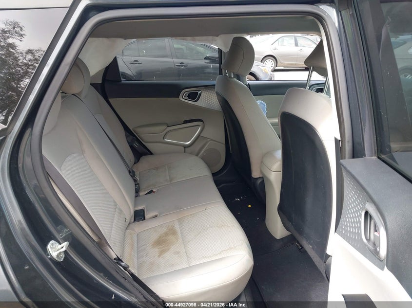 2020 KIA SOUL auction photo 8