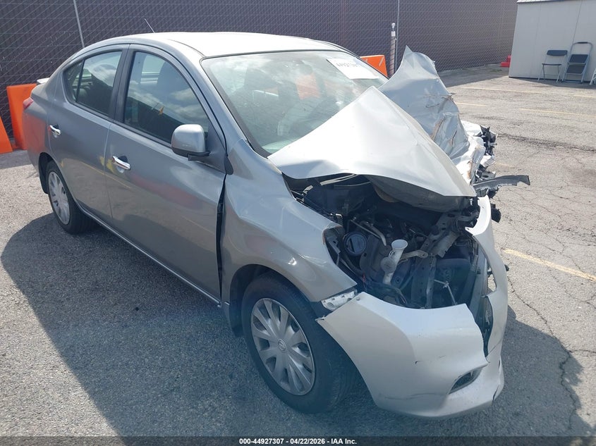 2014 NISSAN VERSA 1.6 SV