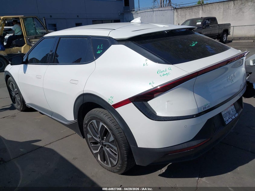 Vin: kndc34la5r5224641, lot: 45424745, kia ev6 light long range 20243