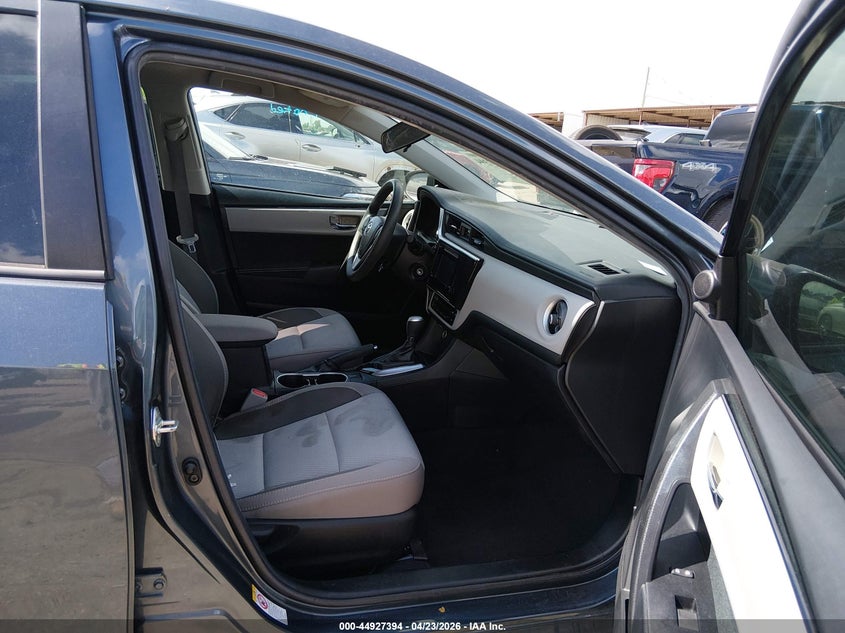 2019 TOYOTA COROLLA auction photo 5