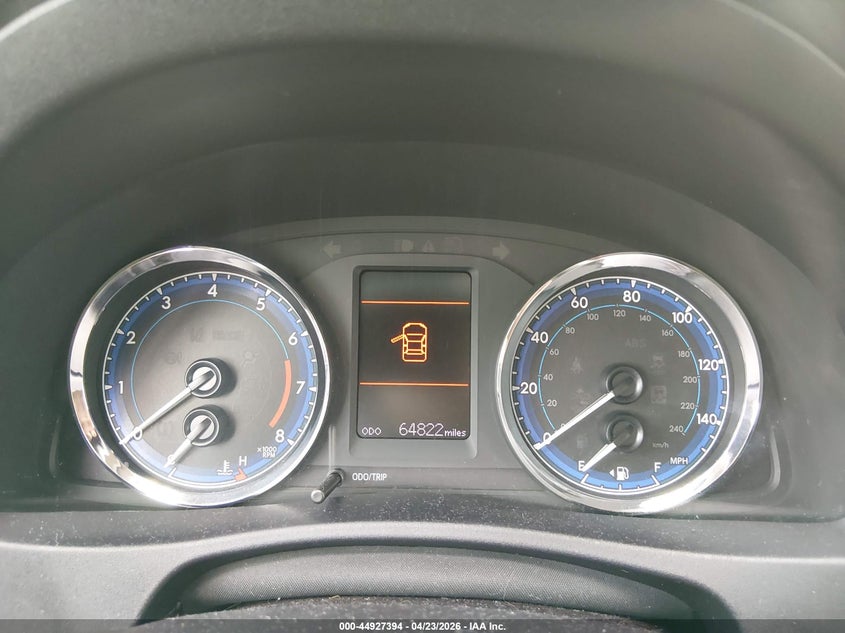 2019 TOYOTA COROLLA auction photo 7