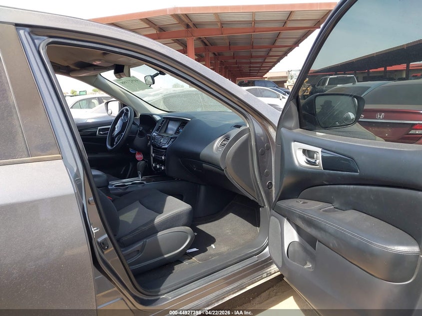 2018 Nissan Pathfinder S