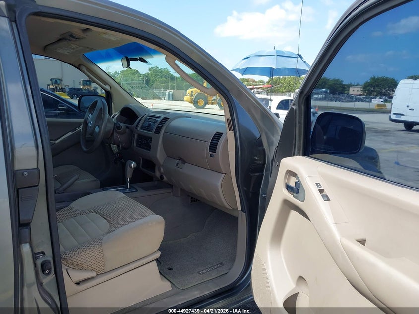 2008 Nissan Frontier Se