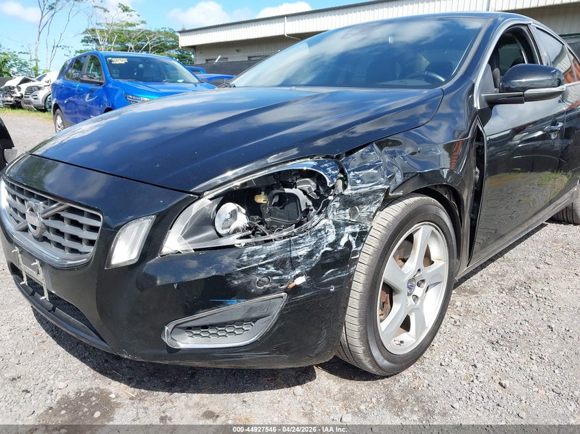 2012 Volvo S60 2.5 T5 black Lot 111044927546 Vin YV1622FS8C2041214