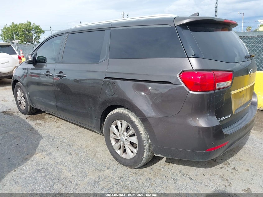2015 Kia Sedona Lx