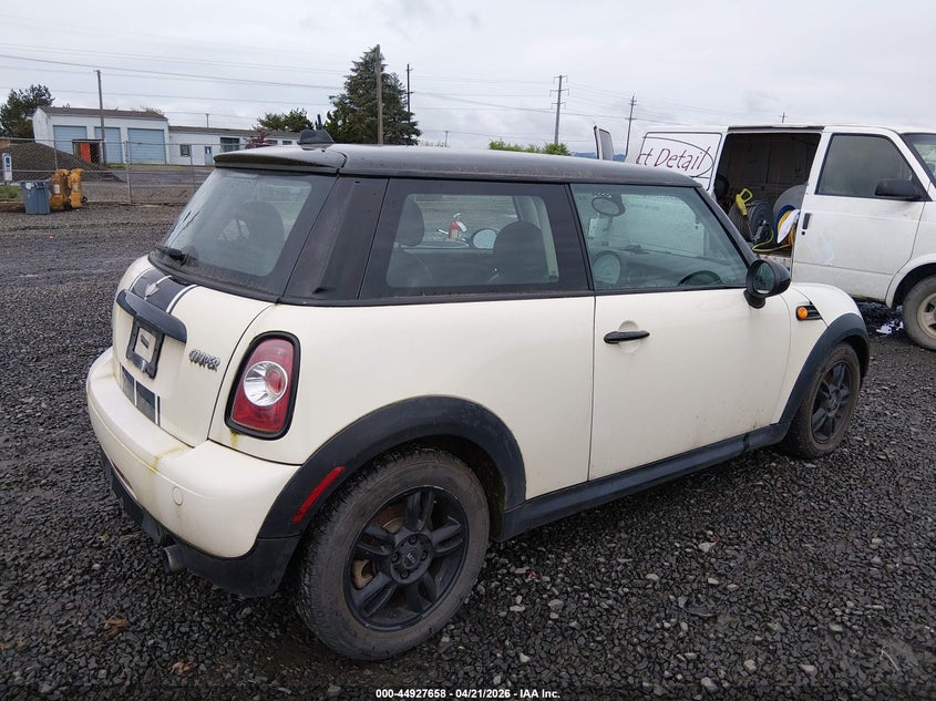 Vin: wmwsu3c52bt253647, lot: 45425037, mini cooper 20114