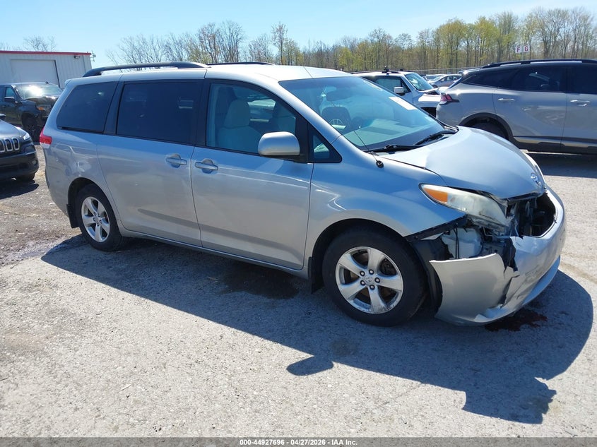 2014 Toyota Sienna