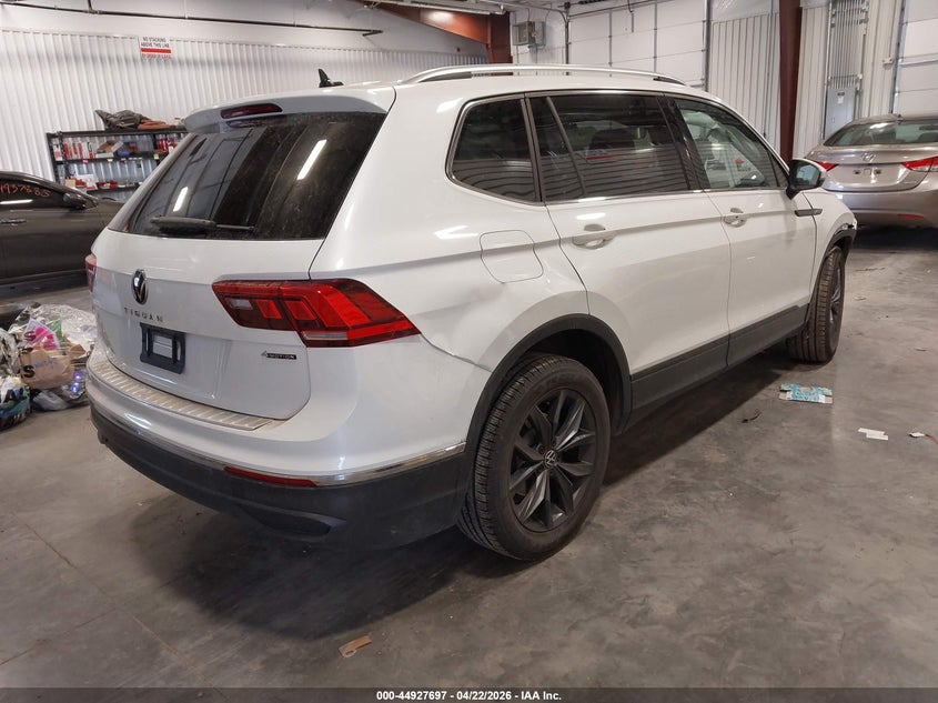 2023 VOLKSWAGEN TIGUAN 2.0L I-4 DI, DOHC, V(VIN: 3VVMB7AX4PM130789