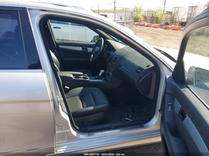 2010 Mercedes-Benz C 300 Luxury 4Matic/Sport 4Matic