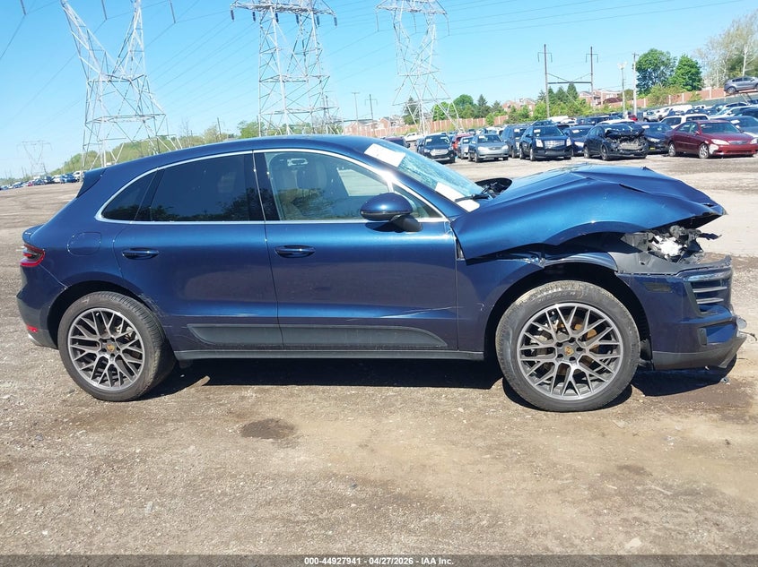 2016 Porsche Macan S VIN: WP1AB2A59GLB51012 Lot: 44927941