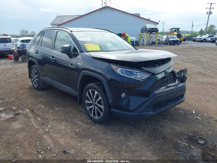 VIN 2T3RWRFV2KW017930 2019 TOYOTA RAV4 HYBRID XLE
