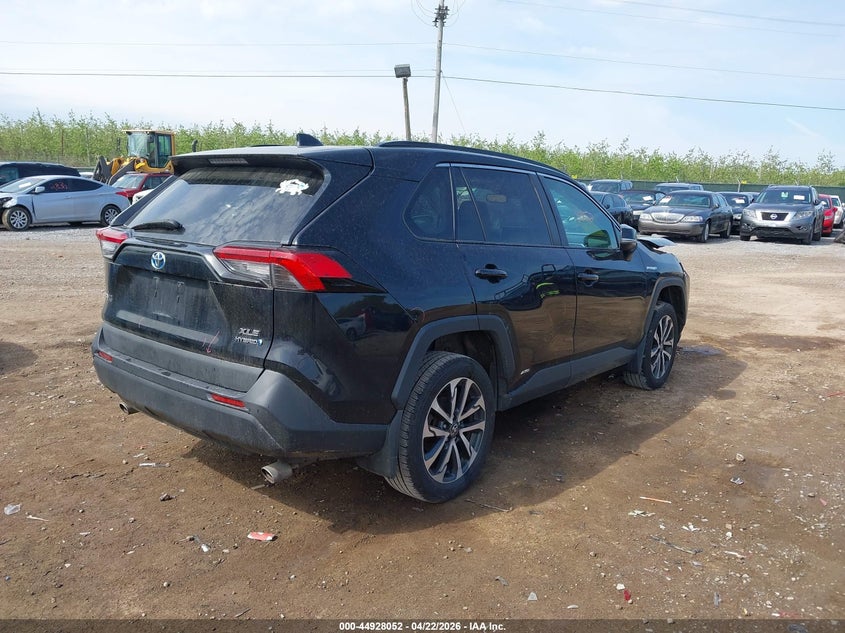VIN 2T3RWRFV2KW017930 2019 TOYOTA RAV4 HYBRID XLE