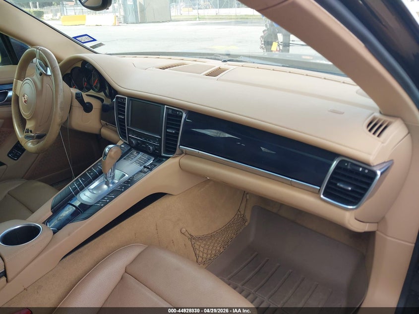 2012 Porsche Panamera 4