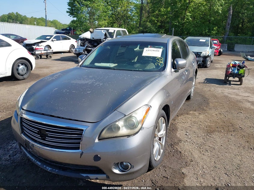2014 INFINITI Q70 auction photo 2