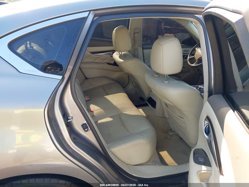 2014 INFINITI Q70 auction photo 8