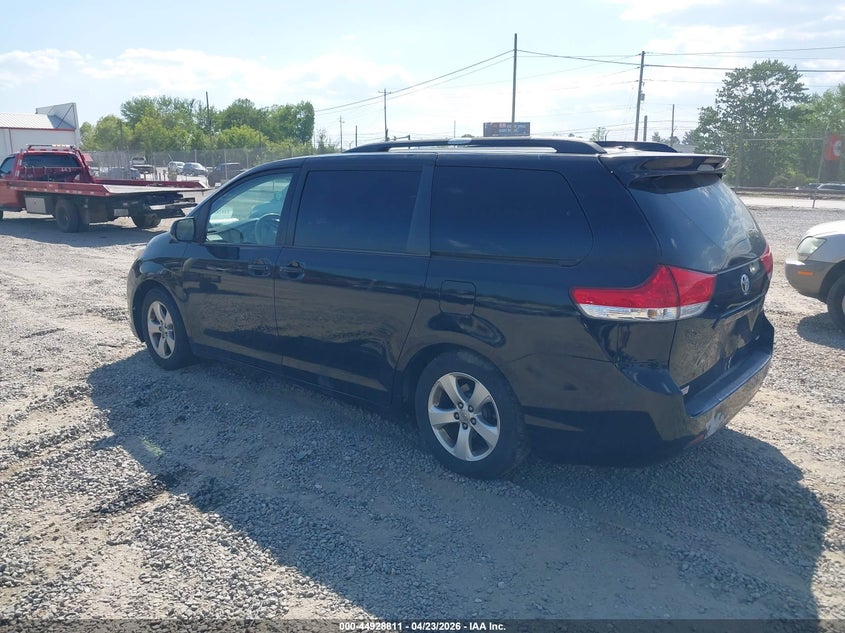 2014 TOYOTA SIENNA VAN 3.5L V-6 DOHC, VVT, 266HP