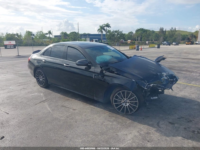 2017 Mercedes-Benz E 300