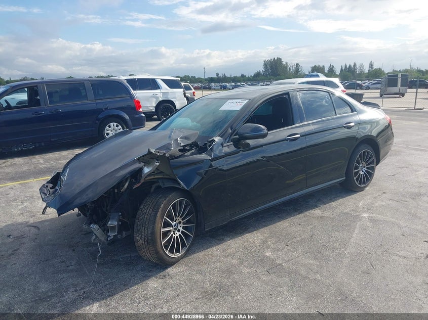 2017 Mercedes-Benz E 300