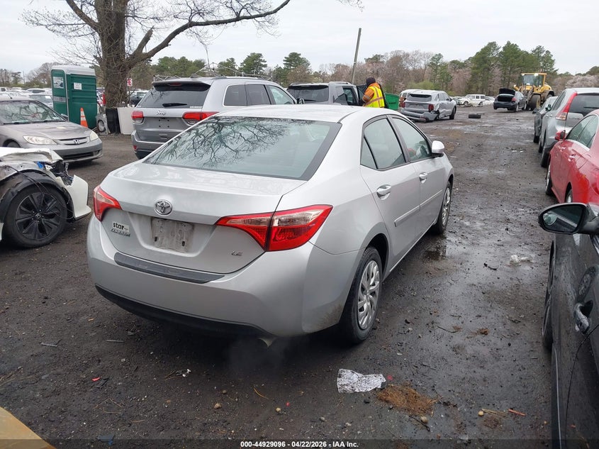VIN 2T1BURHE8KC210453 2019 TOYOTA COROLLA LE