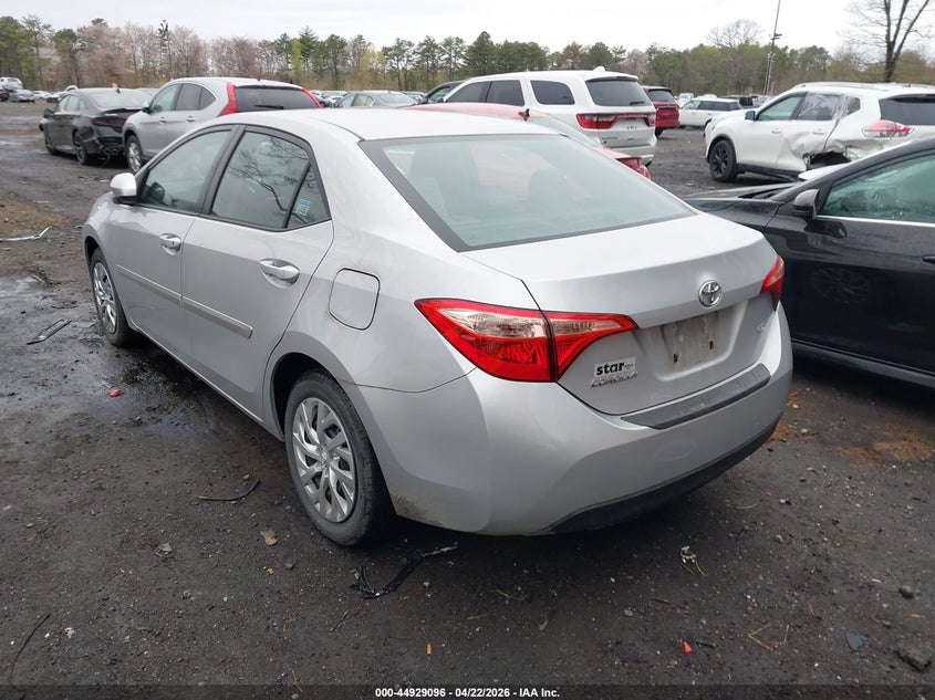 2019 TOYOTA COROLLA auction photo 3