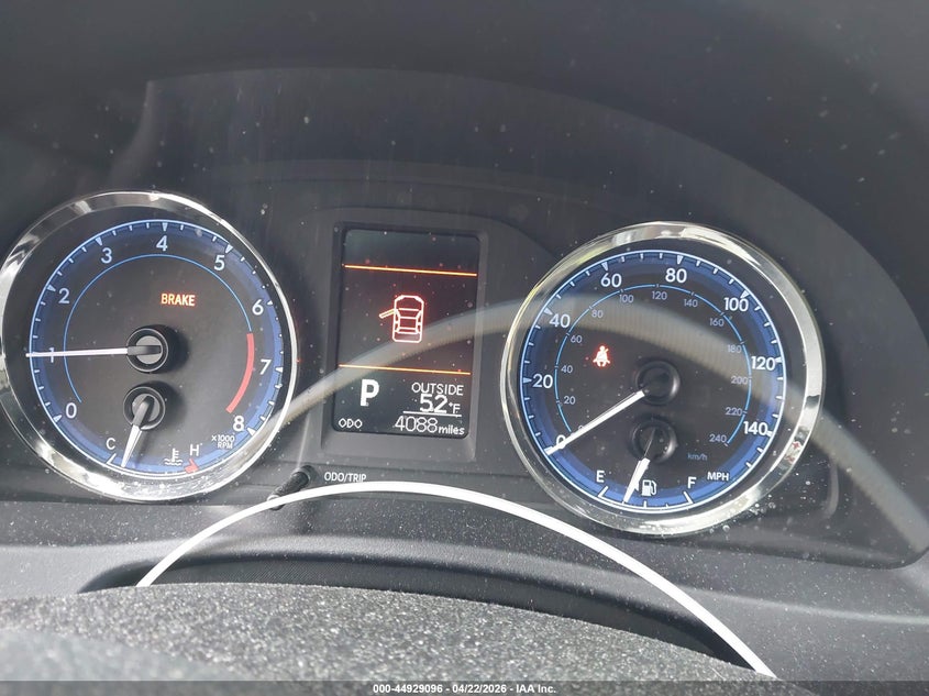 2019 TOYOTA COROLLA auction photo 6