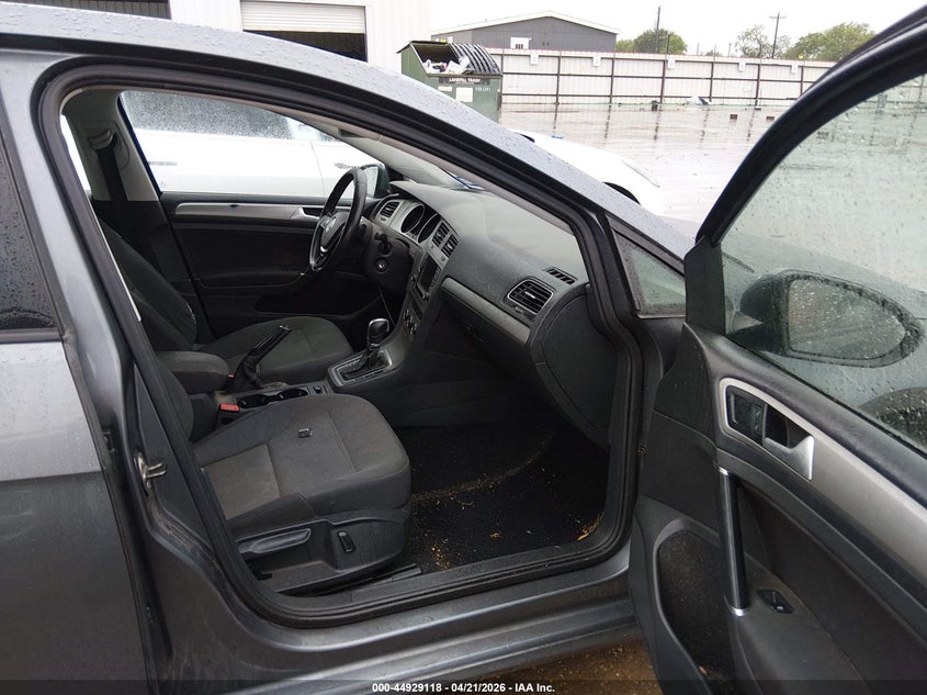2016 Volkswagen Golf Tsi S 4-Door