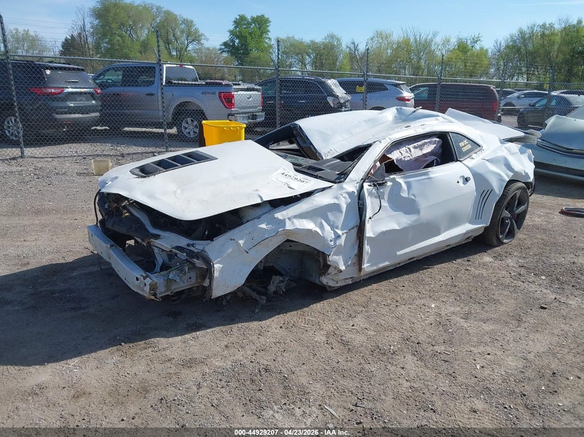 2015 CHEVROLET CAMARO auction photo 2