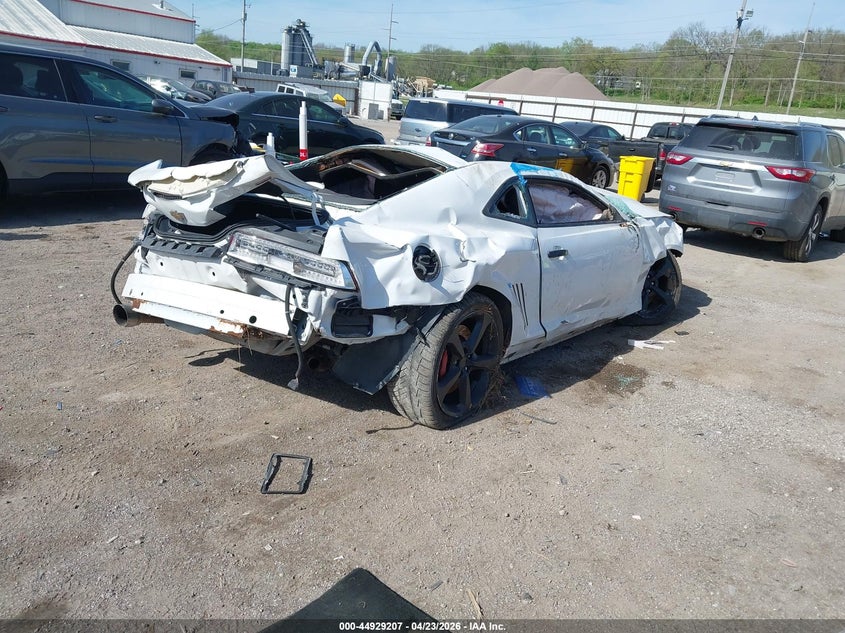 2015 CHEVROLET CAMARO auction photo 4