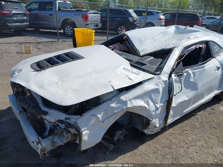 2015 CHEVROLET CAMARO auction photo 6