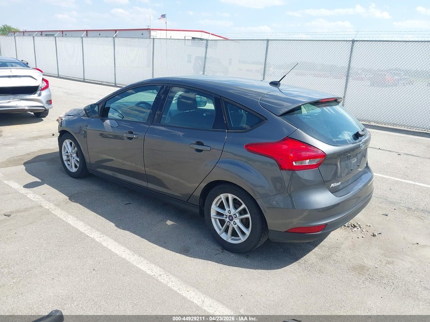 Vin: 1fadp3k25gl265816, lot: 45426600, ford focus se 20163