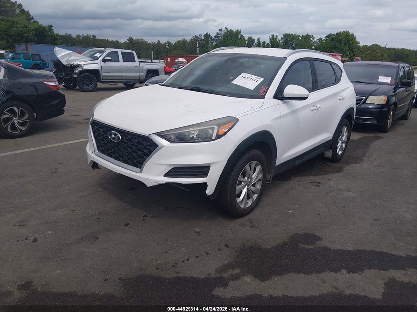 2019 HYUNDAI TUCSON auction photo 2