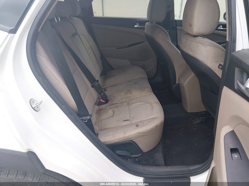 2019 HYUNDAI TUCSON auction photo 8