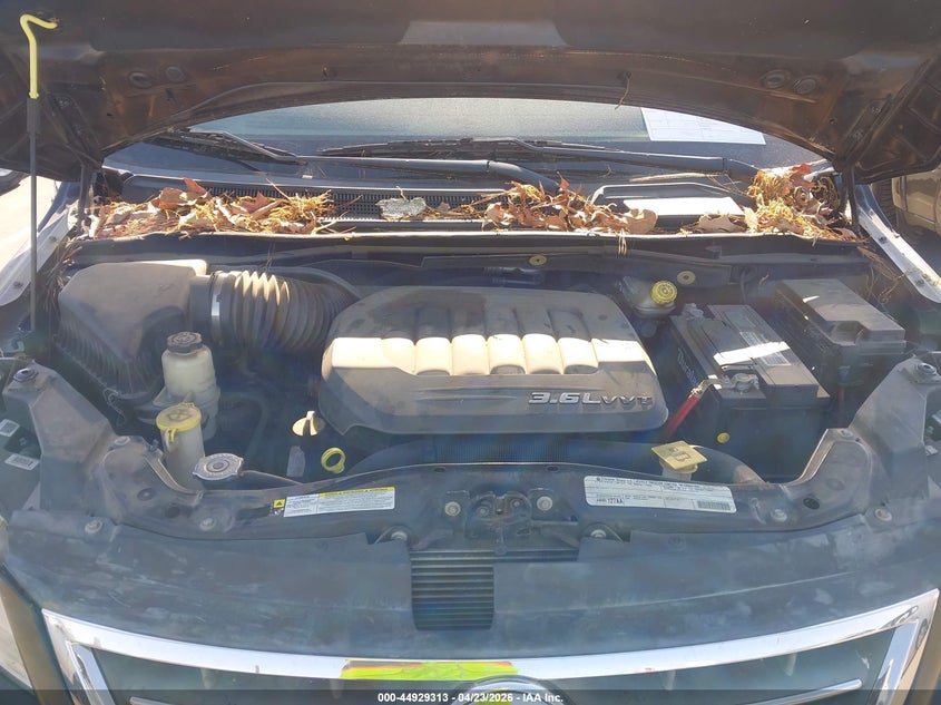 2011 Volkswagen Routan Se VIN: 2V4RW3DG4BR625854 Lot: 44929313