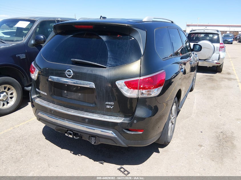 2015 Nissan Pathfinder Sv