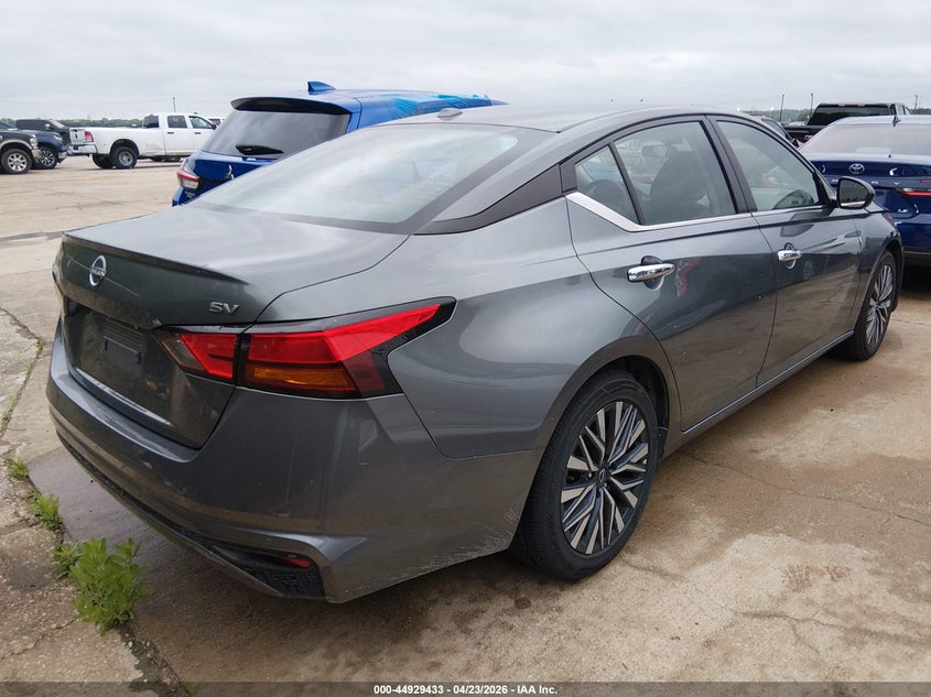 2024 Nissan Altima Sv Fwd